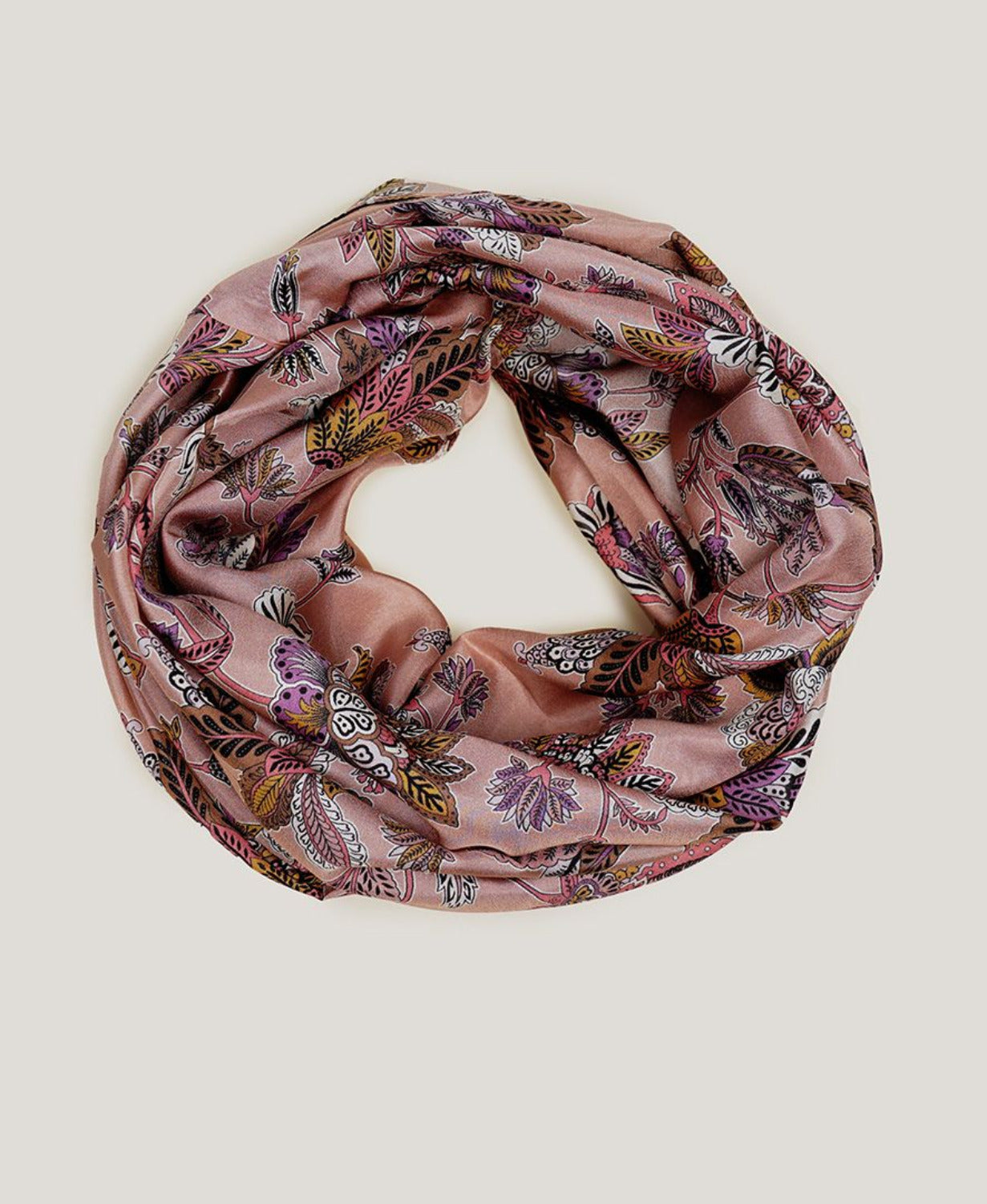 Foulard en soie 32, packshot snood, Meilleur Ami Paris